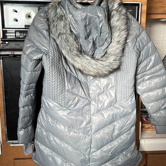 Puff jacket grey , very comfy - Picture 8 of 16